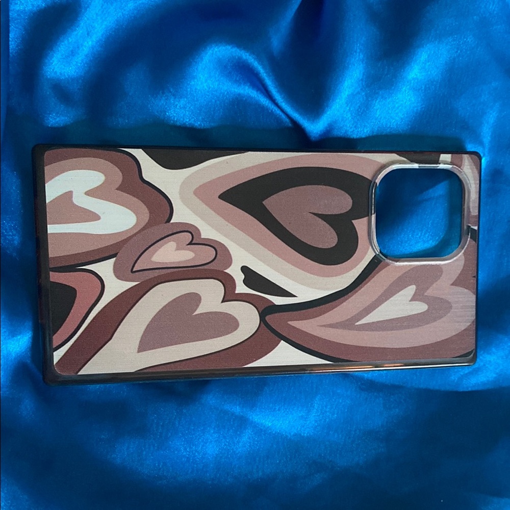 Stylish Heart Pattern Phone Case - Brown and Black